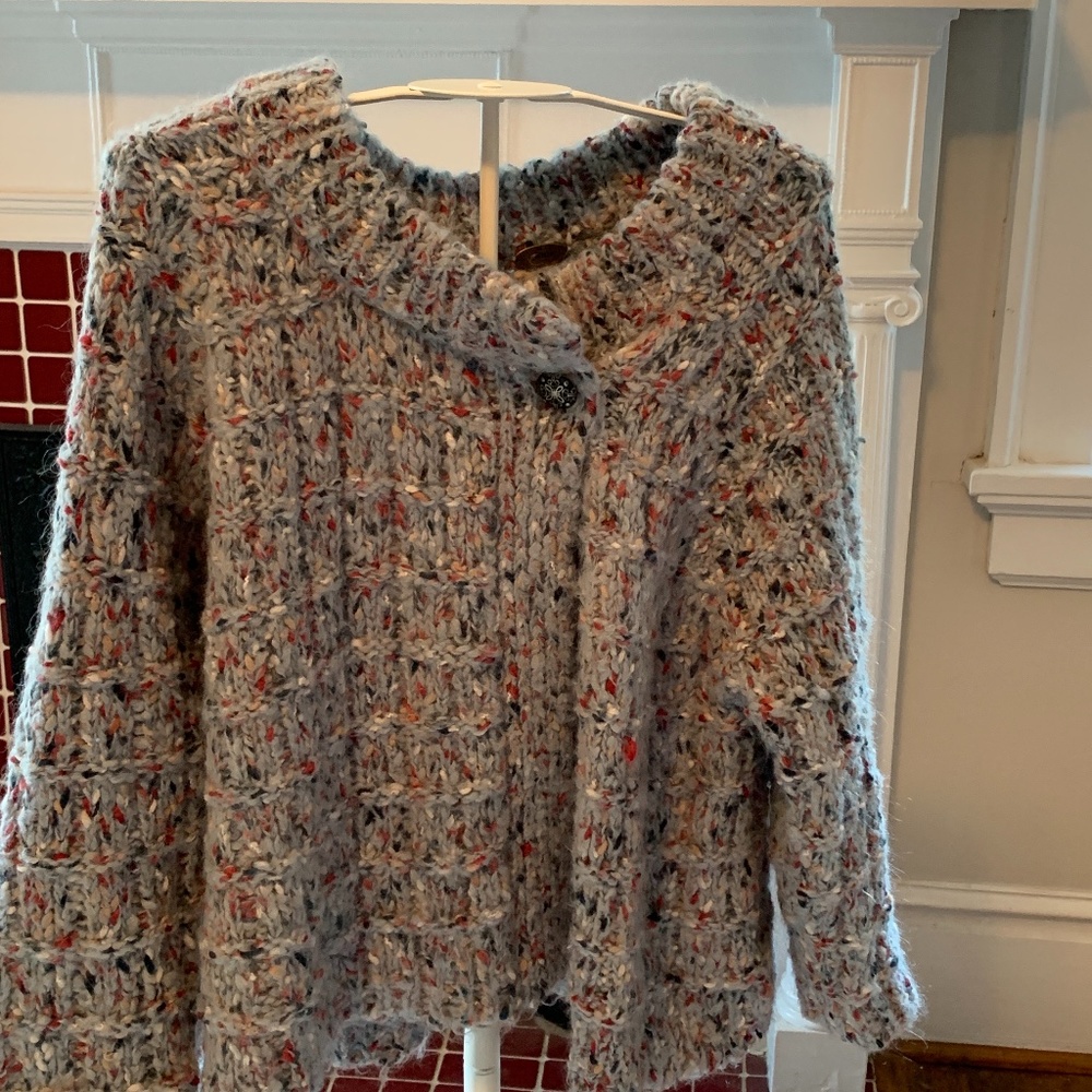 Pride cropped knit cardigan. Never worn.‎